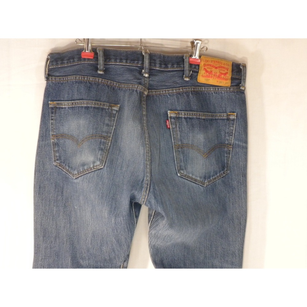 Levi's 501 Jeans Mens 38x32 Blue Denim Button‎ Fly Straight Whiskered Heel Drag - Picture 5 of 14